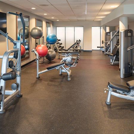 Отель Miami Airport Marriott Экстерьер фото