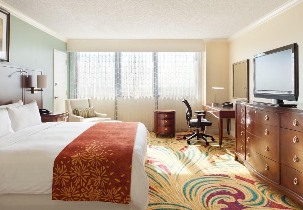 Отель Miami Airport Marriott Экстерьер фото